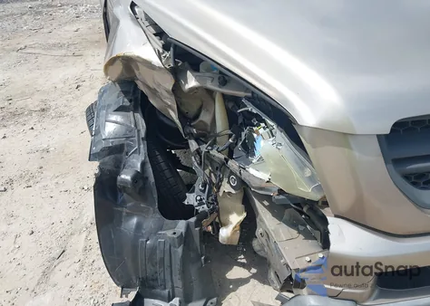 2004 Honda Pilot Lx from USA, damaged, VIN 2HKYF181X4H539819